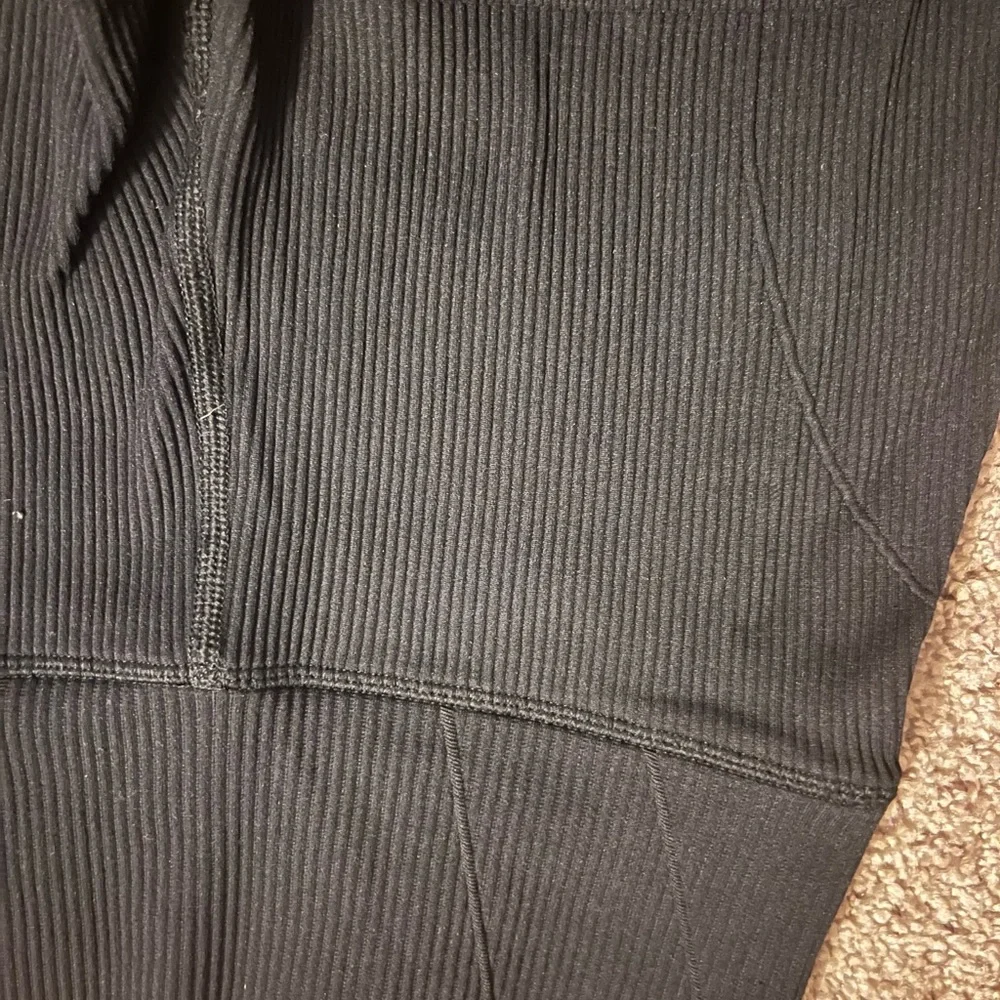 Aerie Workout Shorts - Picture 4 of 4